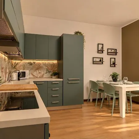 Apartment Solferino - Modern - Near Station Brescia